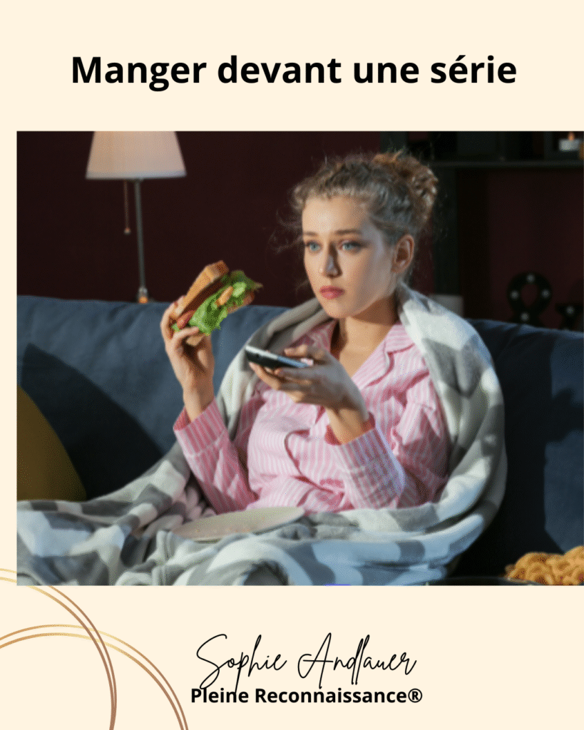 Manger devant une série